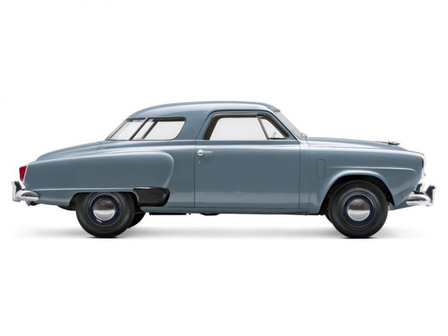  Studebaker Champion DeLuxe Starlight Coupe 1951 года  (фото 4 из 5)